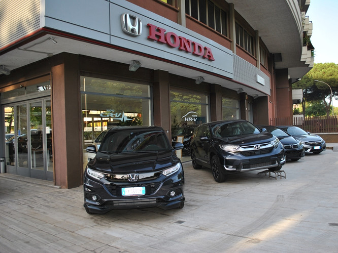 dealer showroom